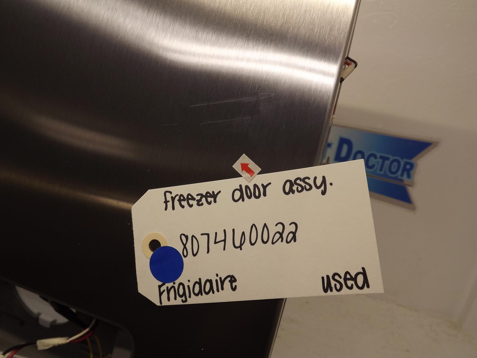Frigidaire Refrigerator 807460022 Freezer Door Assembly Used Frigidaire Refrigerator 807460022 Freezer Door Assembly Used
